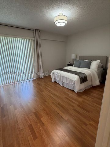 750 SW 133rd Ter 403C, Pembroke Pines, FL 33027