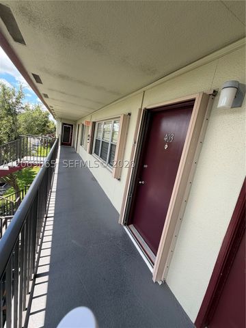 750 SW 133rd Ter 403C, Pembroke Pines, FL 33027
