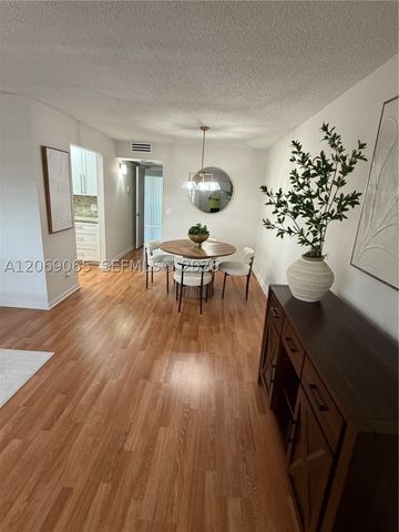 750 SW 133rd Ter 403C, Pembroke Pines, FL 33027