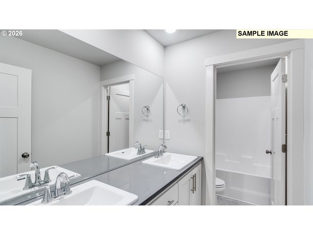 23771 Sw WALLA WALLA Ter, Tualatin, OR 97062