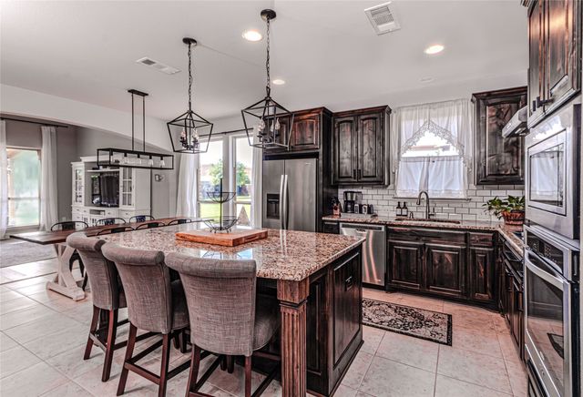 600 Wiltshire Boulevard, Lewisville, TX 75056