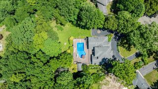 5 Jacquelyn Court, Dix Hills, NY 11746