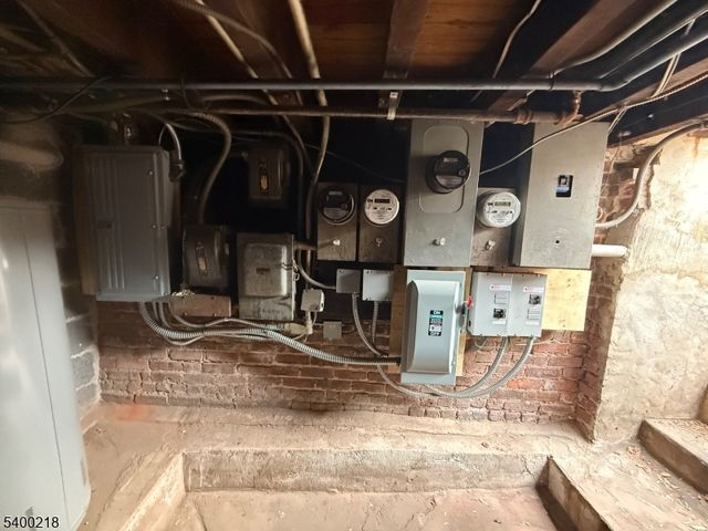 1131 Pt1133Elizabeth Av, Elizabeth City, NJ 07201