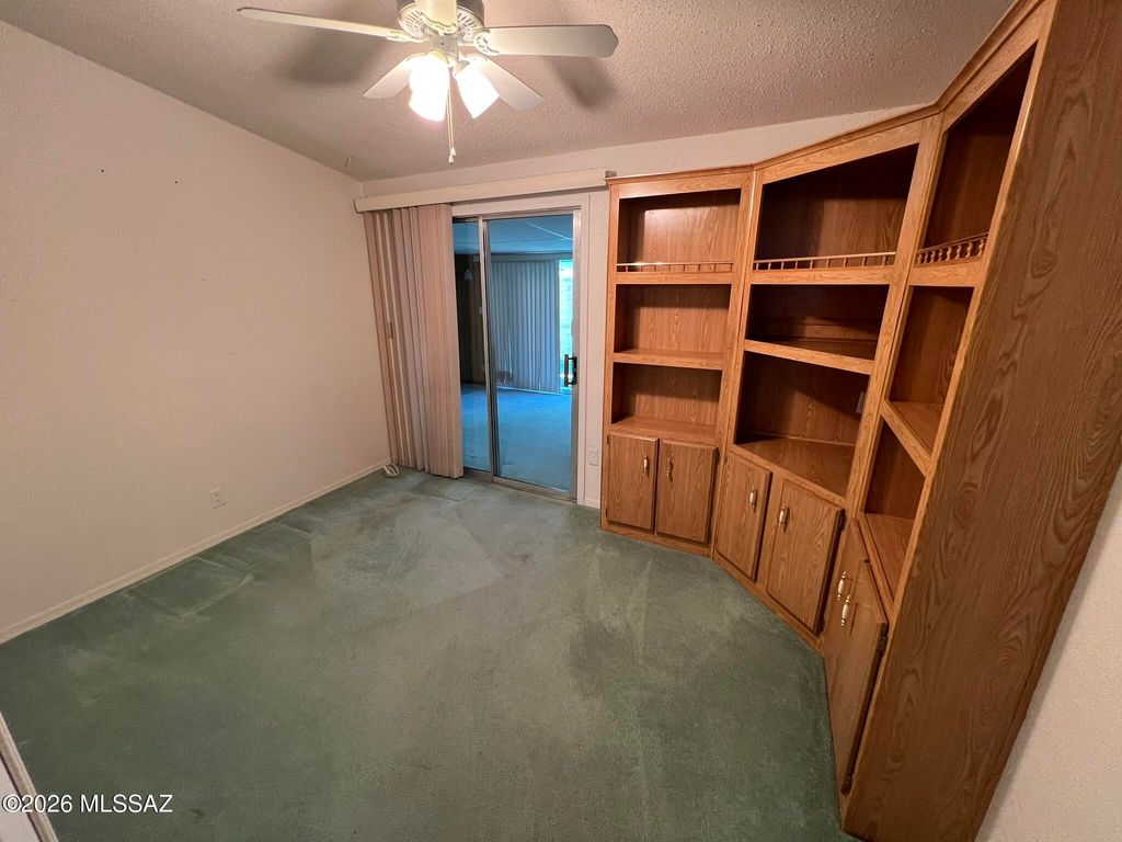 Image 10 of property listing at 1840 N Pacana Way, Green Valley, AZ 85614