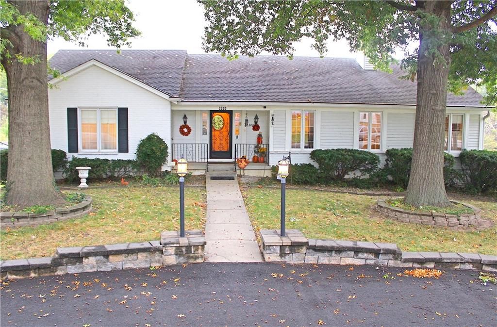3300 S Hawthorne Avenue, Independence, MO 64052