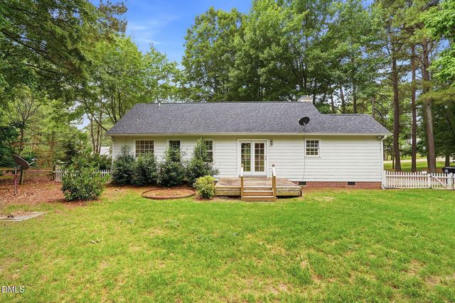 1025 Stonewater Drive, Raleigh, NC 27603