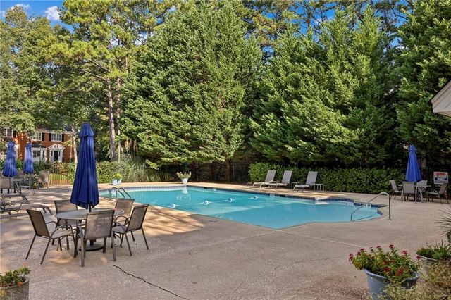 5436 Trentham Drive, Atlanta, GA 30338