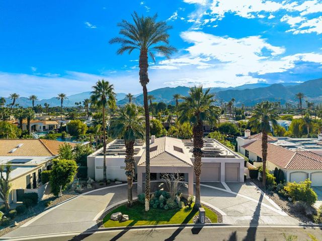 206 Crystal Bay Court, Rancho Mirage, CA 92270