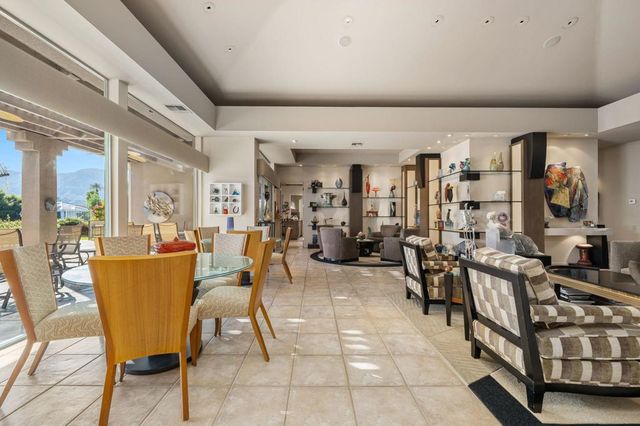 206 Crystal Bay Court, Rancho Mirage, CA 92270