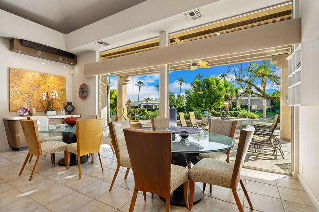 206 Crystal Bay Court, Rancho Mirage, CA 92270