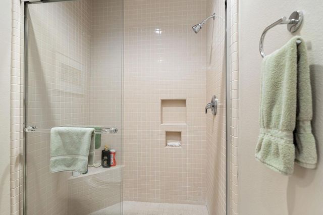 206 Crystal Bay Court, Rancho Mirage, CA 92270