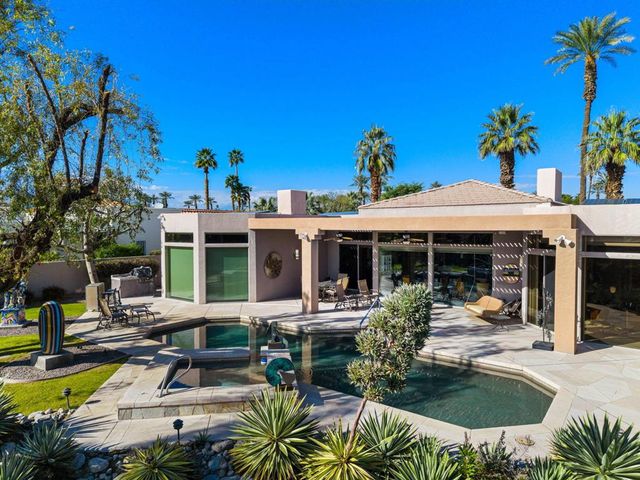 206 Crystal Bay Court, Rancho Mirage, CA 92270