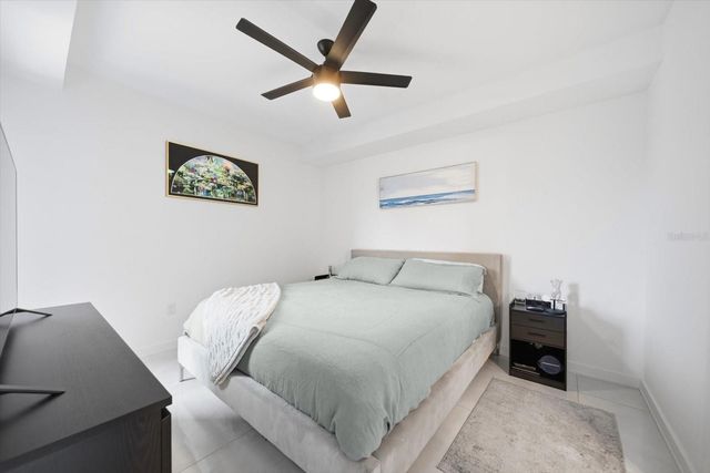 132 MIRROR LAKE 403, St Petersburg, FL 33701
