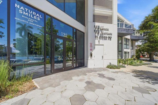 132 MIRROR LAKE 403, St Petersburg, FL 33701