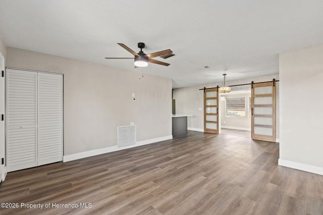 1173 Cobblestone Drive, Spring Hill, FL 34606