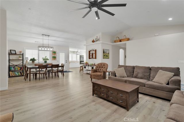 14825 Pela Road, Apple Valley, CA 92307