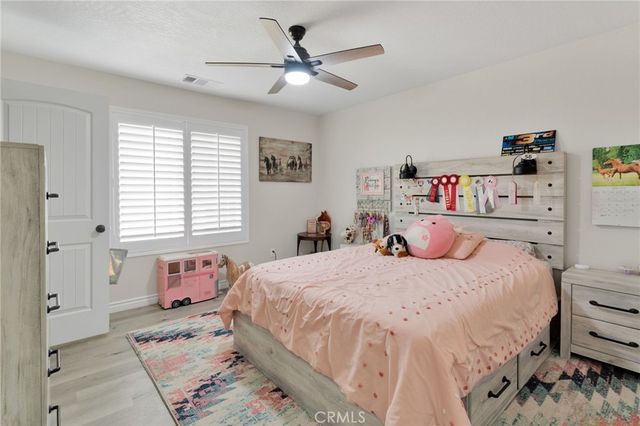 14825 Pela Road, Apple Valley, CA 92307