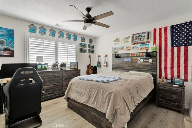 14825 Pela Road, Apple Valley, CA 92307