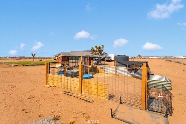 14825 Pela Road, Apple Valley, CA 92307