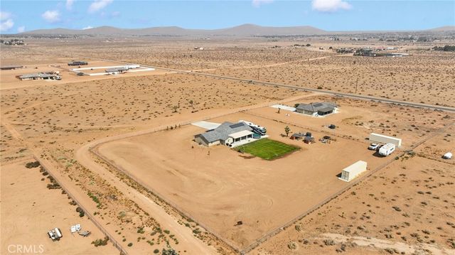 14825 Pela Road, Apple Valley, CA 92307