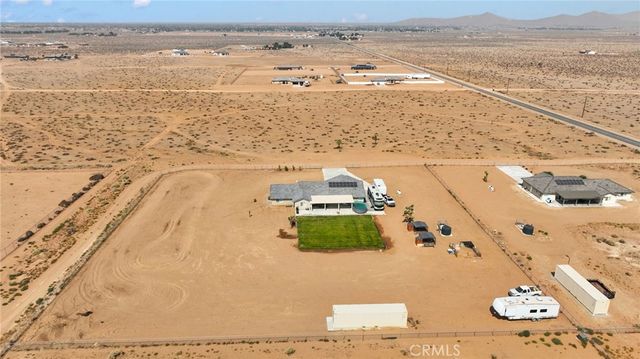14825 Pela Road, Apple Valley, CA 92307