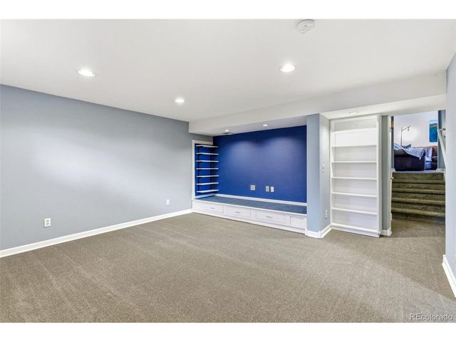 824 S Lewis St, Lakewood, CO 80226