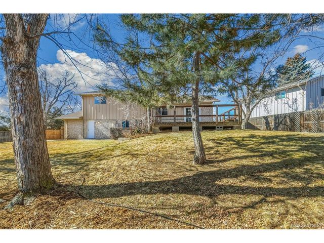 824 S Lewis St, Lakewood, CO 80226