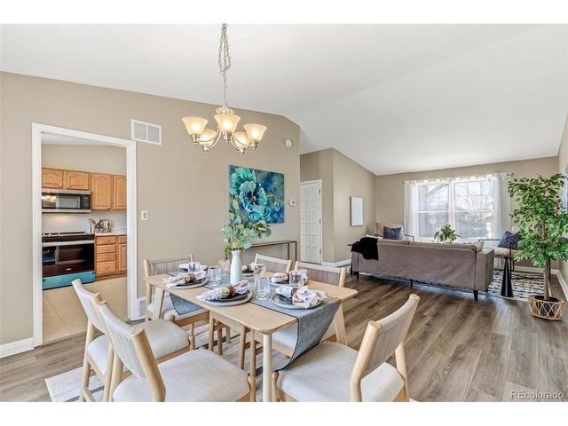 824 S Lewis St, Lakewood, CO 80226