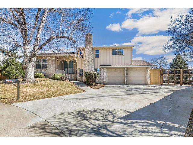 824 S Lewis St, Lakewood, CO 80226