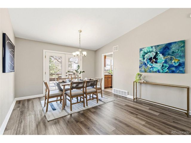 824 S Lewis St, Lakewood, CO 80226