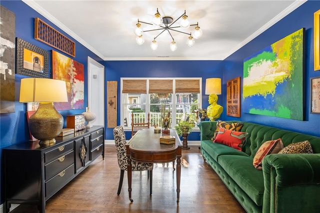 2105 Adams Overlook NW, Atlanta, GA 30318