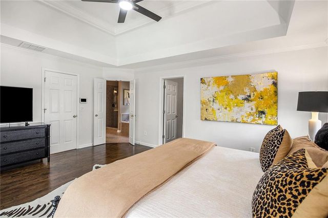 2105 Adams Overlook NW, Atlanta, GA 30318