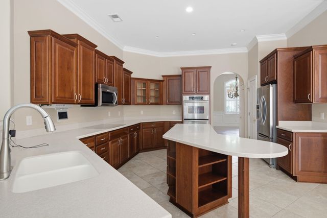 5304 Pheasant Dr., North Myrtle Beach, SC 29582
