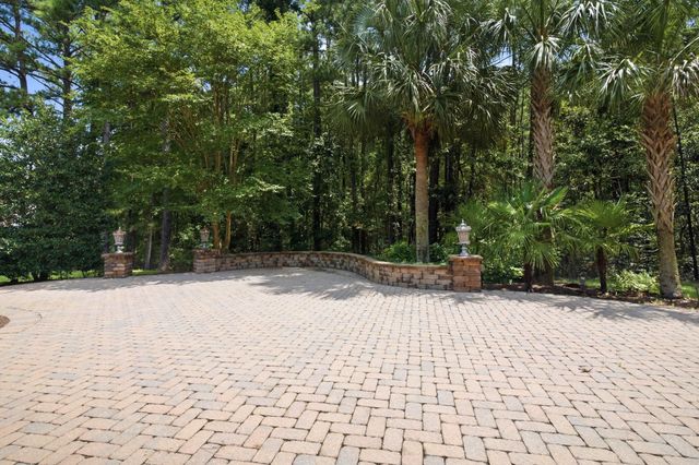 5304 Pheasant Dr., North Myrtle Beach, SC 29582