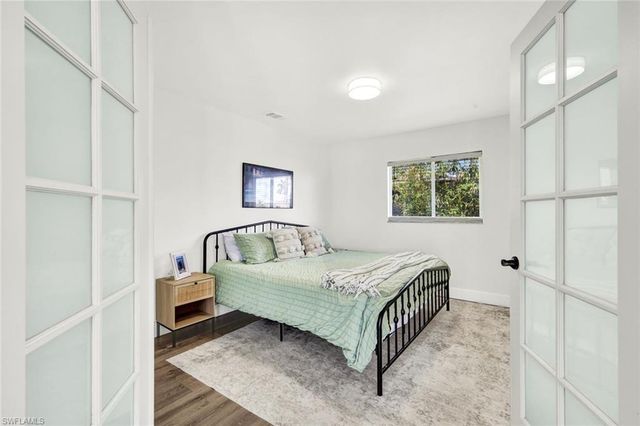 17 15th AVE, Cape Coral, FL 33990