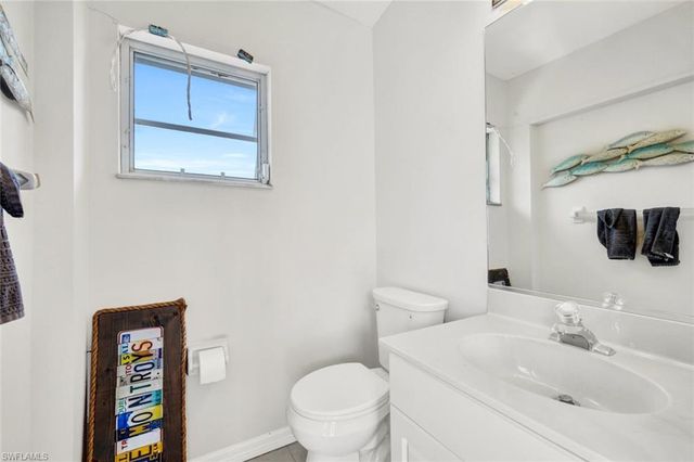 17 15th AVE, Cape Coral, FL 33990