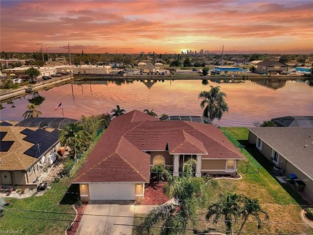 17 15th AVE, Cape Coral, FL 33990