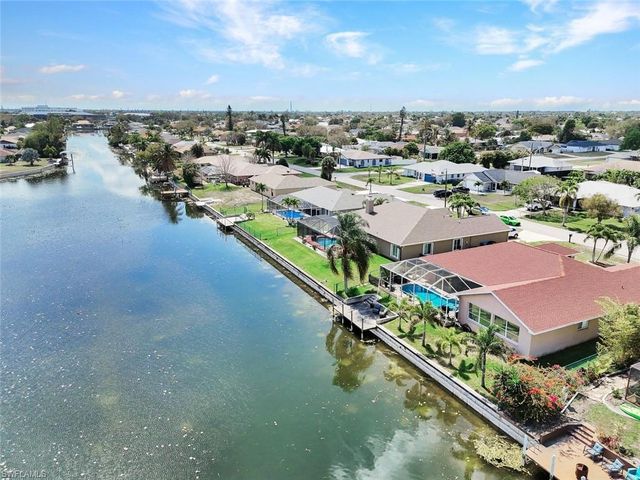 17 15th AVE, Cape Coral, FL 33990