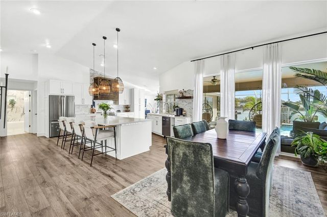 17 15th AVE, Cape Coral, FL 33990