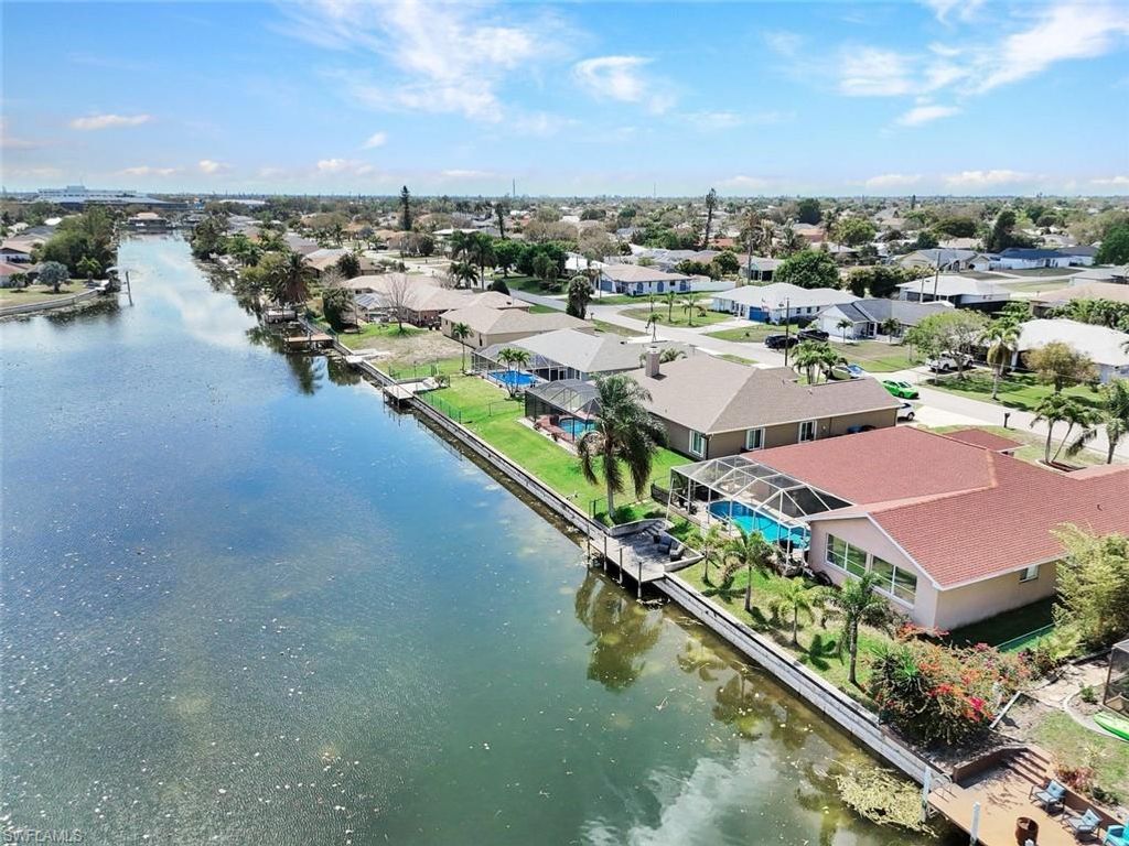 Image 27 of property listing at 17 15th AVE, Cape Coral, FL 33990
