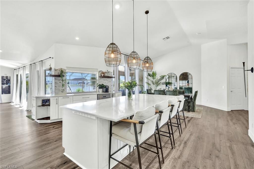 Image 4 of property listing at 17 15th AVE, Cape Coral, FL 33990