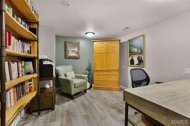 665 E Lake Drive, Edwardsville, IL 62025