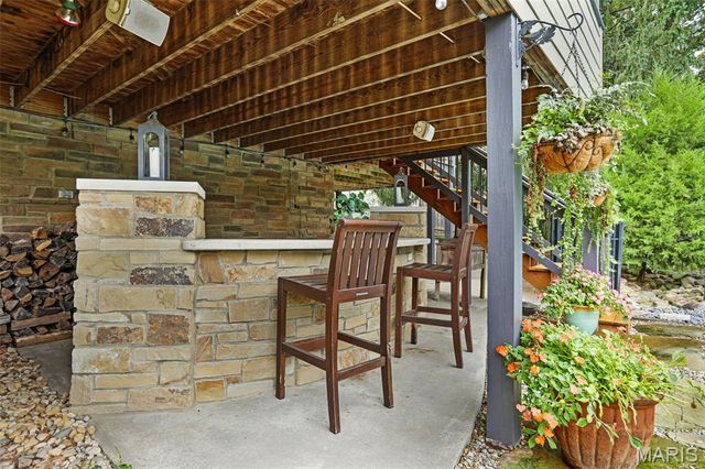665 E Lake Drive, Edwardsville, IL 62025