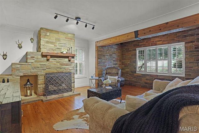 665 E Lake Drive, Edwardsville, IL 62025