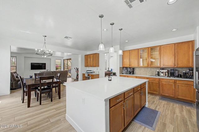 9557 E MESETO Avenue, Mesa, AZ 85209