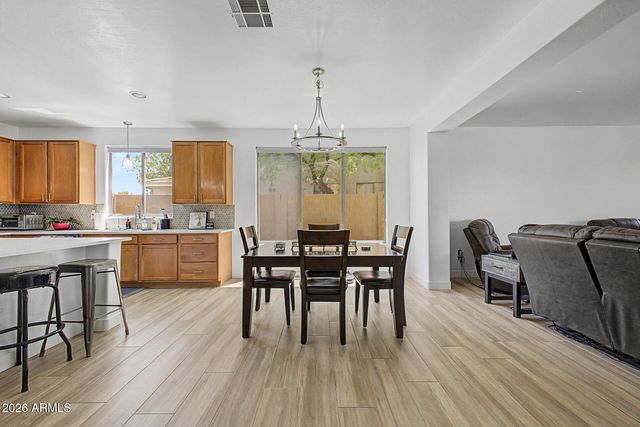 9557 E MESETO Avenue, Mesa, AZ 85209