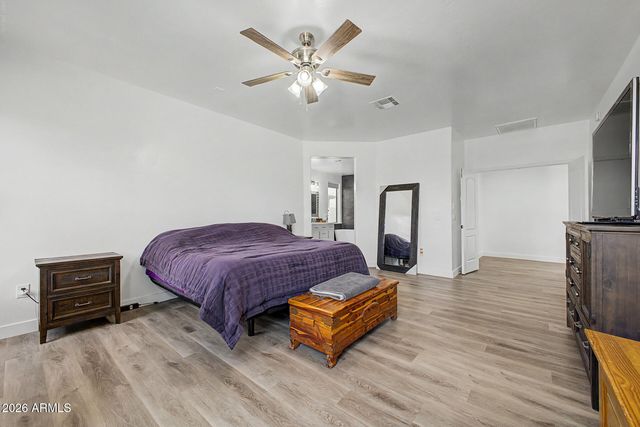 9557 E MESETO Avenue, Mesa, AZ 85209