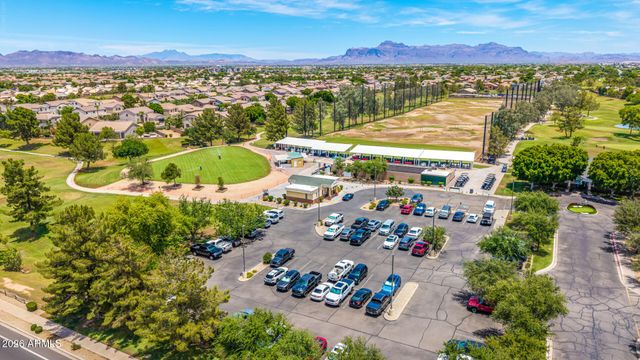 9557 E MESETO Avenue, Mesa, AZ 85209