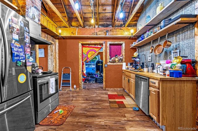 207 W Eaton Avenue, Cripple Creek, CO 80813