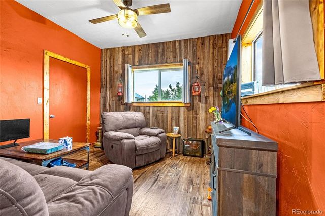 207 W Eaton Avenue, Cripple Creek, CO 80813